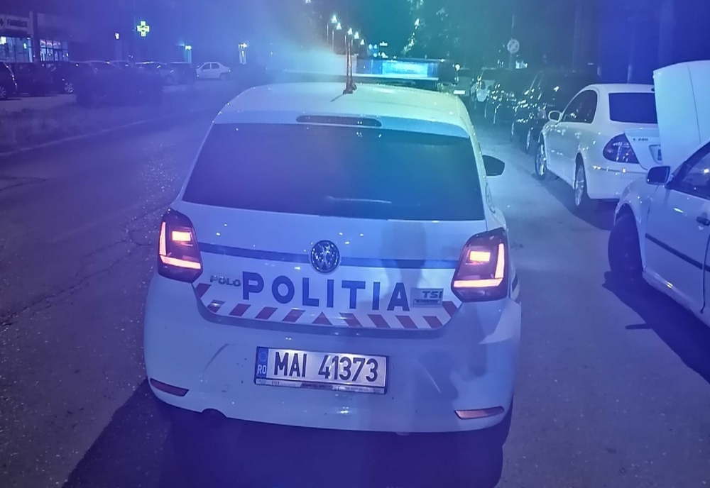Controale ale poliţiştilor din Buzău şi Râmnicu Sărat pentru prevenirea şi combaterea faptelor antisociale la care sunt predispuse grupurile de tineri