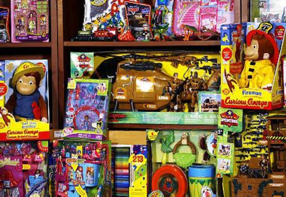 Amenzi de peste 2 milioane de lei, aplicate de ANPC comercianților de jucării din România, înaintea sărbătorilor de iarnă
