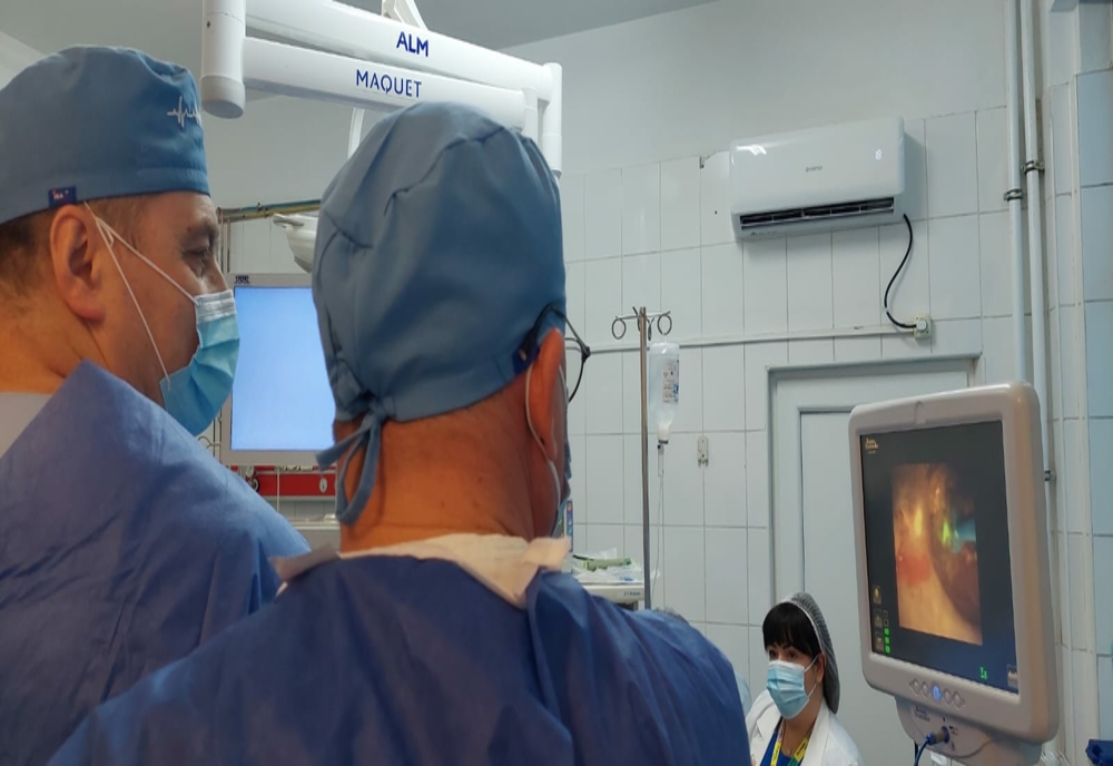 Intervenție în premieră la  Spitalul Județean Constanța.Tratament pentru litiaza renală- ureteroscopia flexibilă