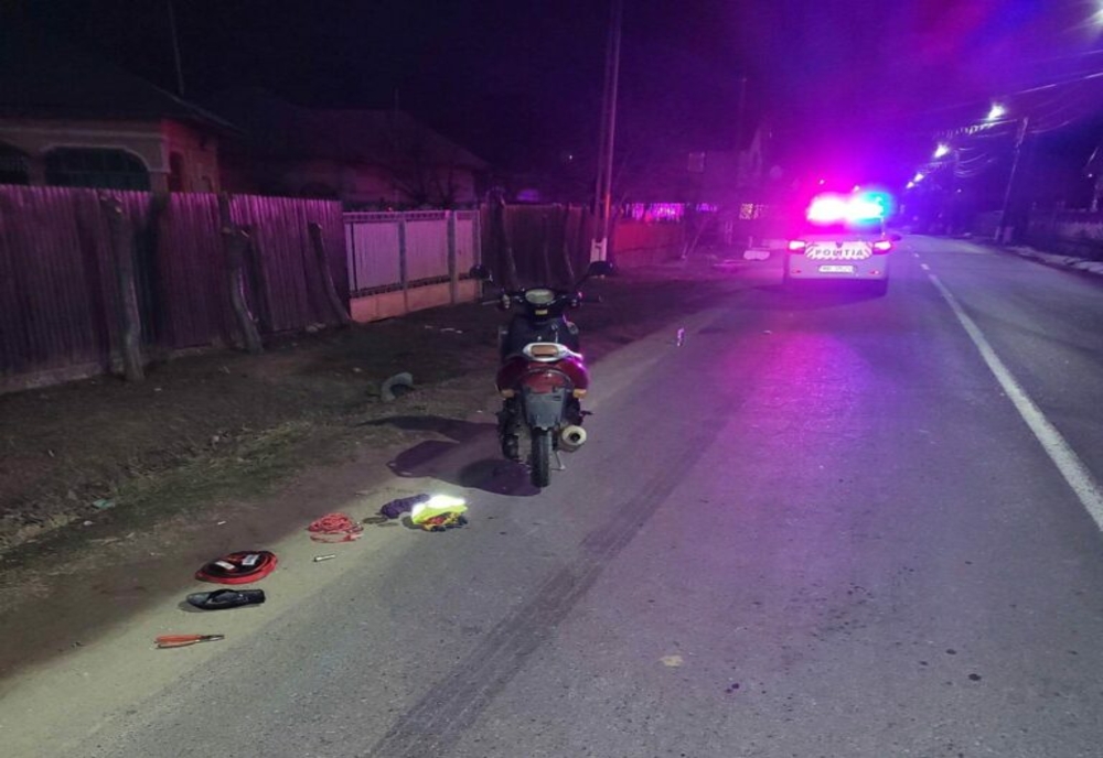Dâmbovița: Un bărbat beat și fără permis s-a accidentat după ce a căzut de pe moped