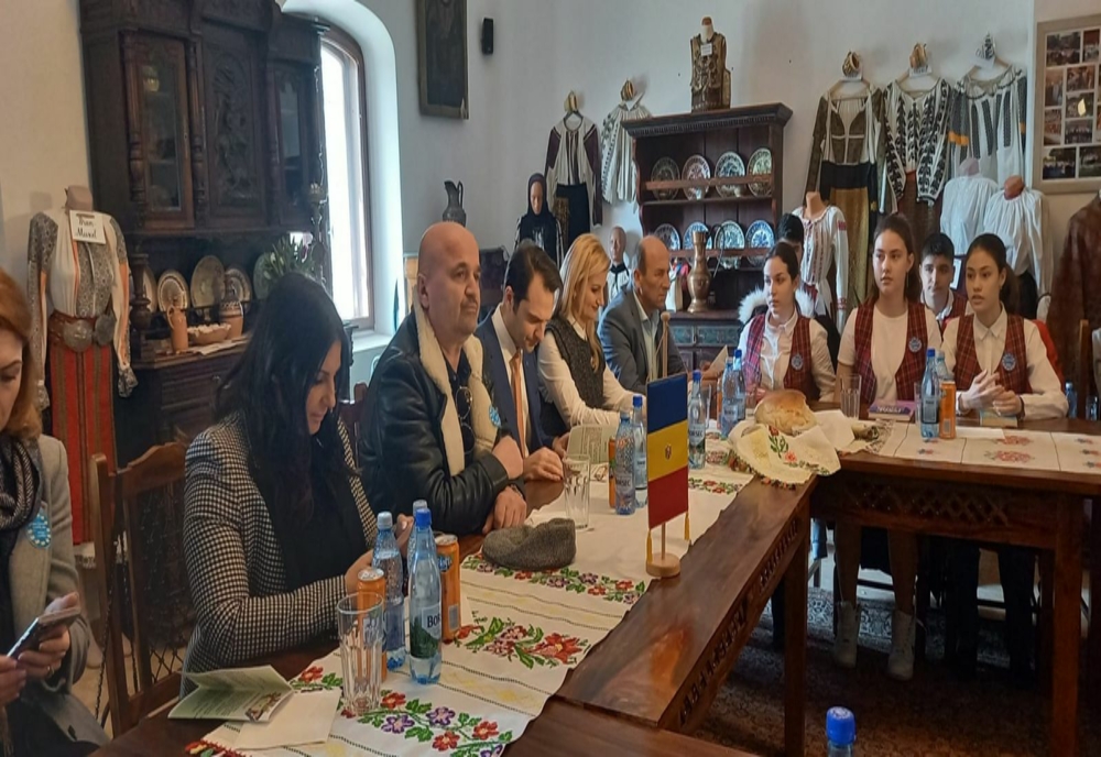 Giurgiu. Ministrul Digitalizării a marcat Ziua Naţională a Lecturii alături de elevii din Floreşti, la Conacul Drugănescu