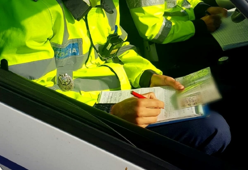 13 șoferi lăsați o vreme fără permise! Câte amenzi au dat polițiștii constănțeni pentru încălcarea normelor rutiere
