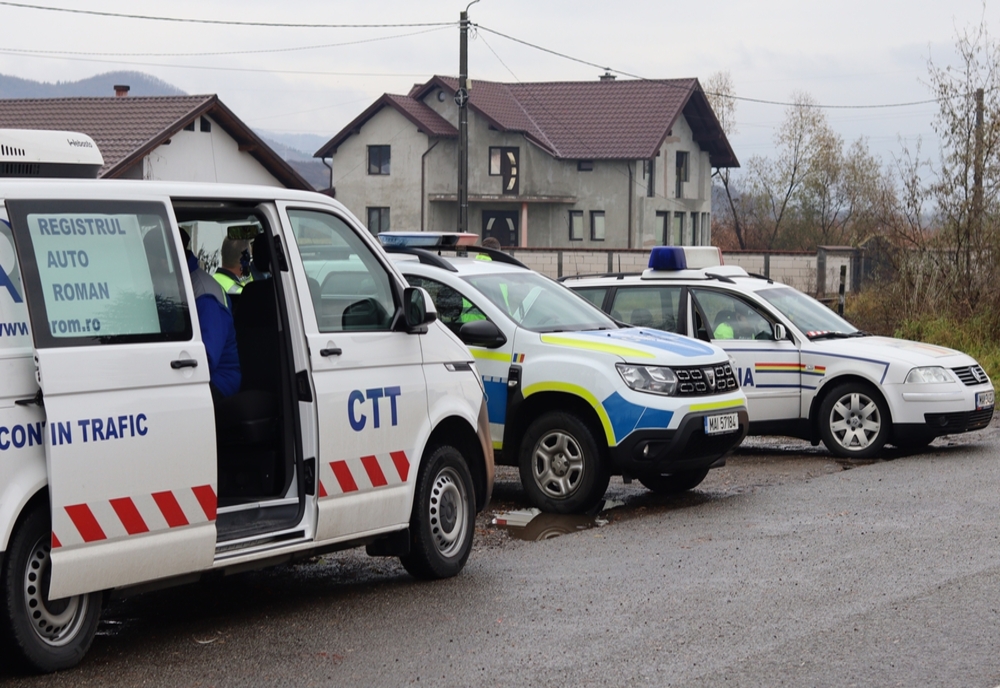 Zeci de autoturisme, verificate în trafic de polițiștii din Bistrița-Năsăud! Un tânăr din Hunedoara, prins fără permis