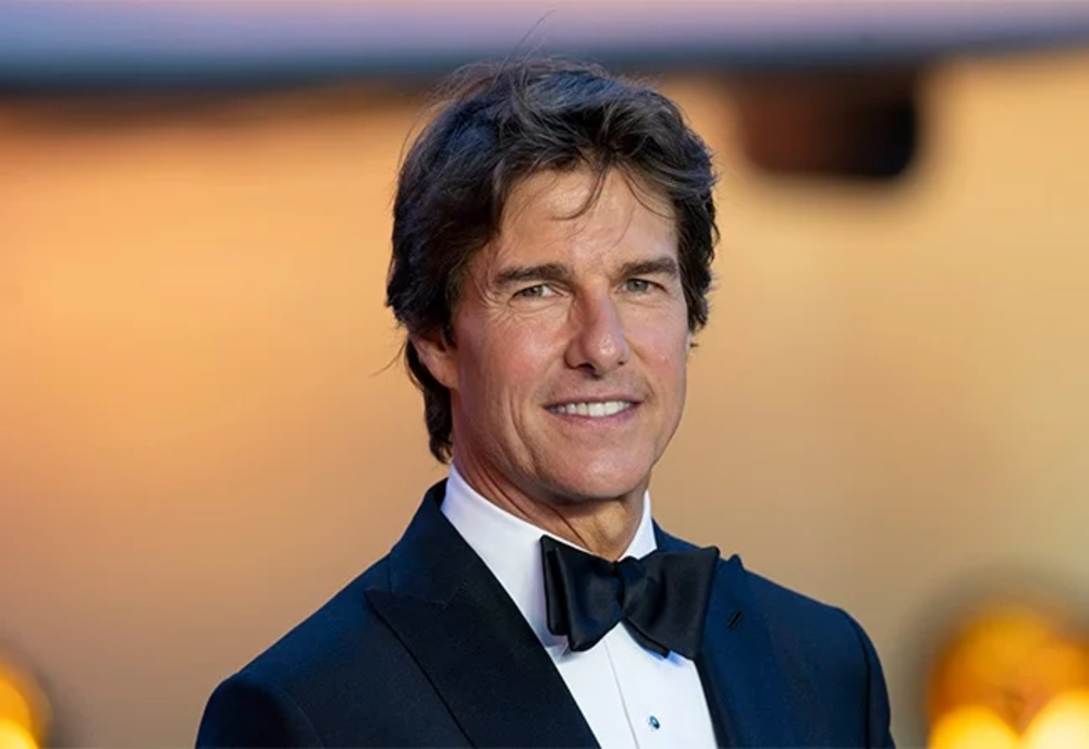 Tom Cruise va întrerupe filmările la „Mission: Impossible 8” pentru a asista la încoronarea regelui Charles III