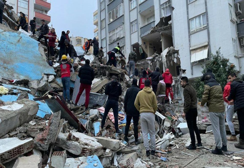 Cutremur Turcia – Siria. Bilanţul dezastrului a trecut de 20.000 de morţi, depăşind numărul deceselor din explozia de la Fukushima