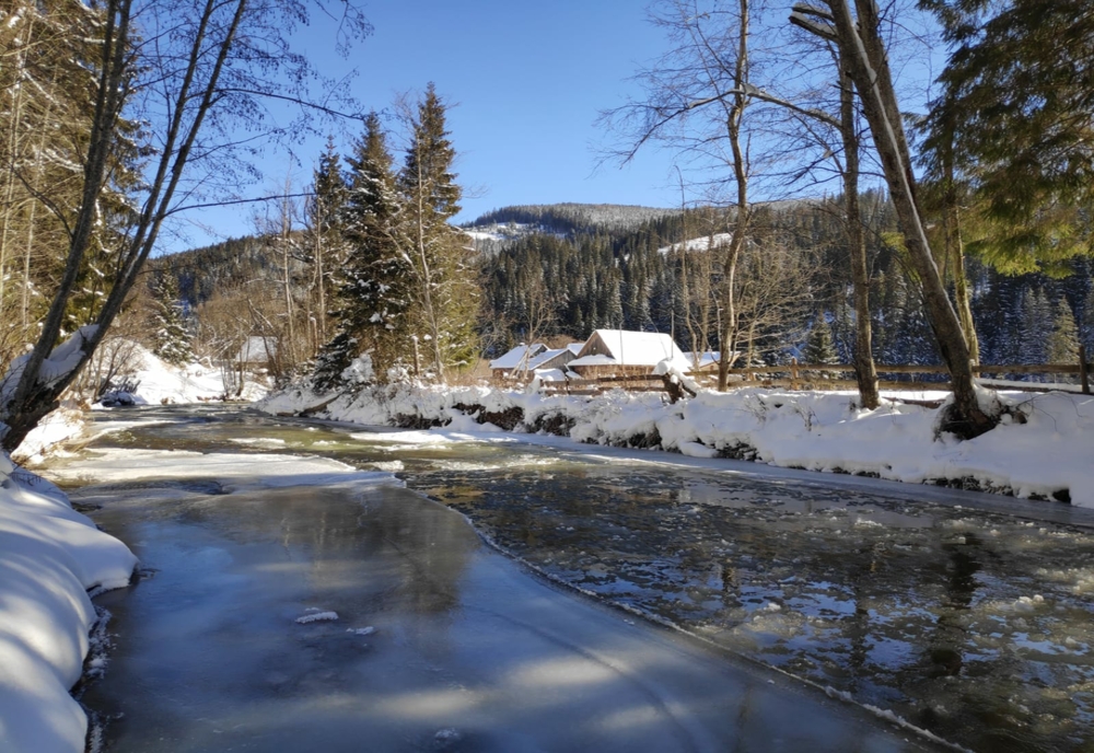ABA Someș-Tisa monitorizează permanent situația cursurilor de apă și a lucrărilor hidrotehnice, expuse fenomenelor de îngheț