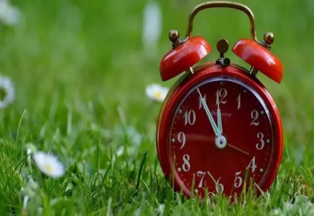 Încă două țări au renunțat la „ora de vară”. Românii vor da ceasurile înainte cu o oră în luna Martie