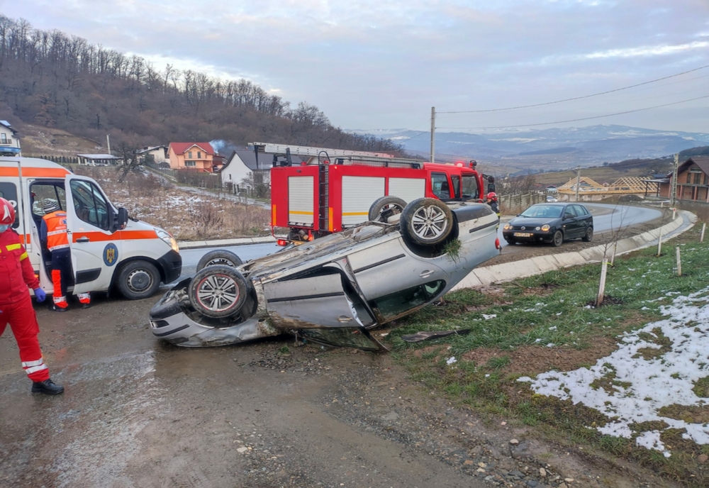 Accident între Jelna și Bistrița! Doi bărbați au ajuns la spital