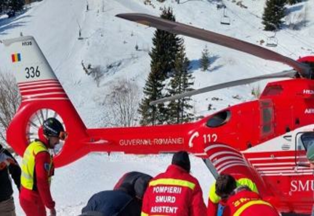 Accident la schi, pe Valea Prahovei. Turista rănită a fost preluată de un elicopter SMURD