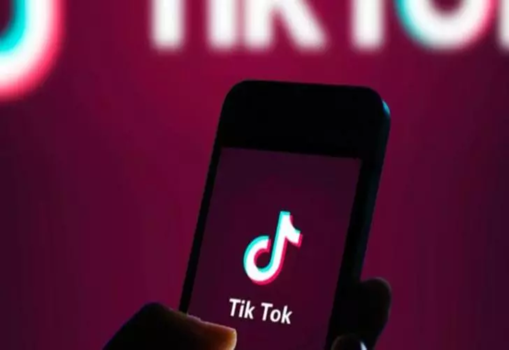 TikTok pune la bătaie un NOU PROGRAM adresat creatorilor de conţinut: cum își propune să îi motiveze și recompenseze