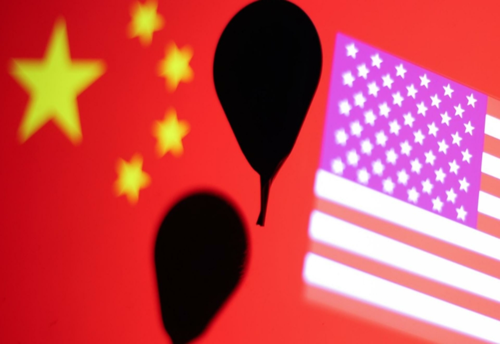 Aspecte hilare ale isteriei baloanelor-spion: O „chinezărie” de 12 dolari, distrusă cu o rachetă de 400.000 de dolari