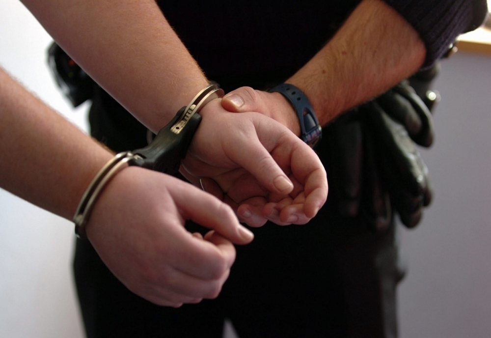 Clujean, reținut de polițiștii sălăjeni! A furat dintr-un seif aflat în incinta unei locuințe 26.000 de euro