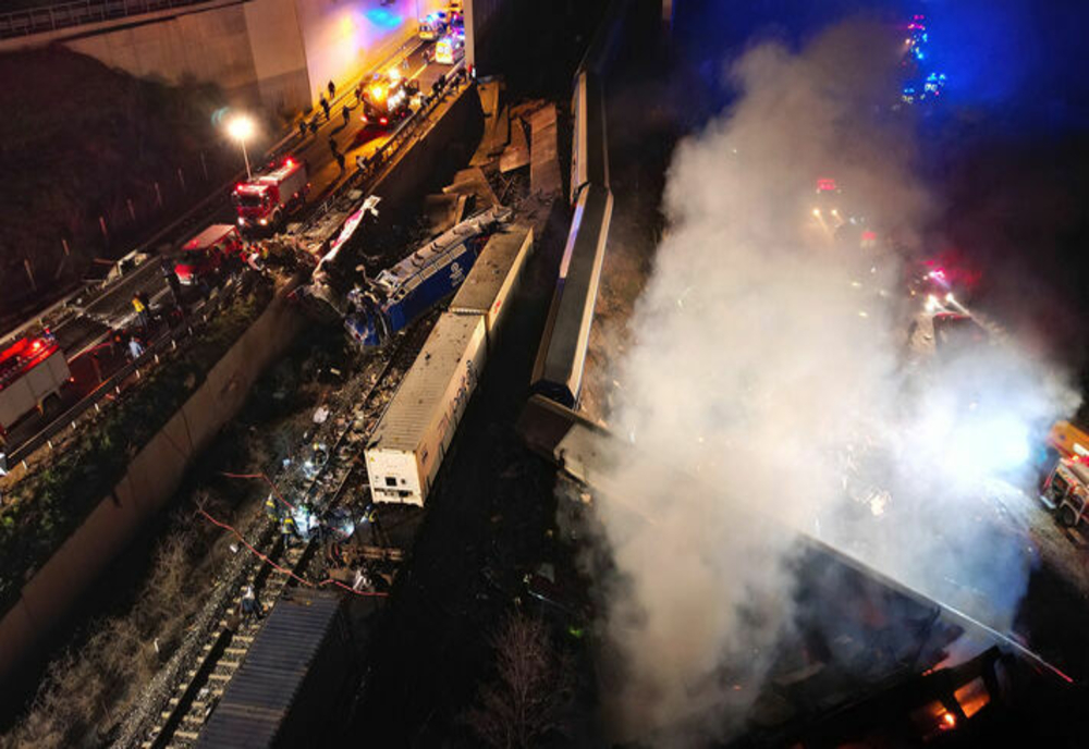 Bilanţul accidentului de tren din Grecia a ajuns la 46 de morţi. Lucrătorii feroviari sunt în grevă