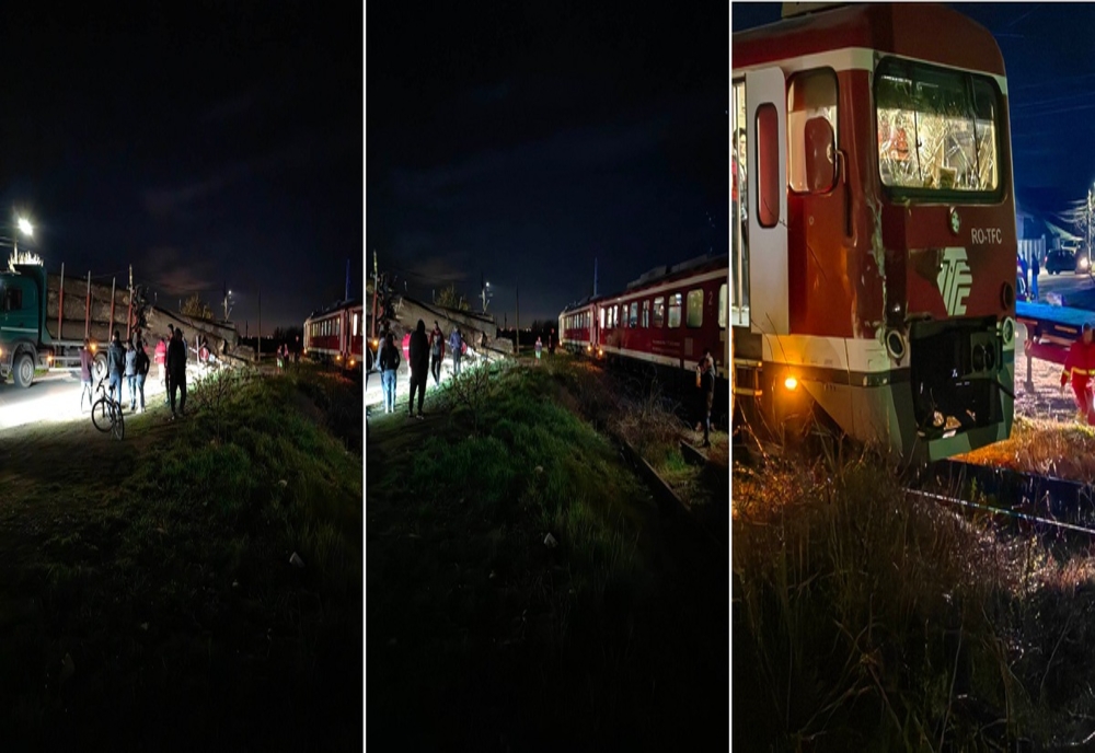 Accident feroviar la Măgurele, în Prahova. Un camion încărcat cu lemne a fost lovit de un tren