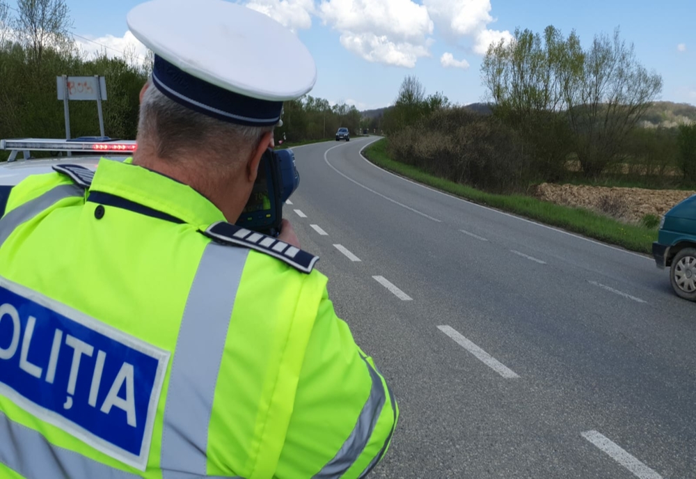 Șapte zile de controale pe șoselele din Caraș-Severin: 800 de amenzi pentru viteză