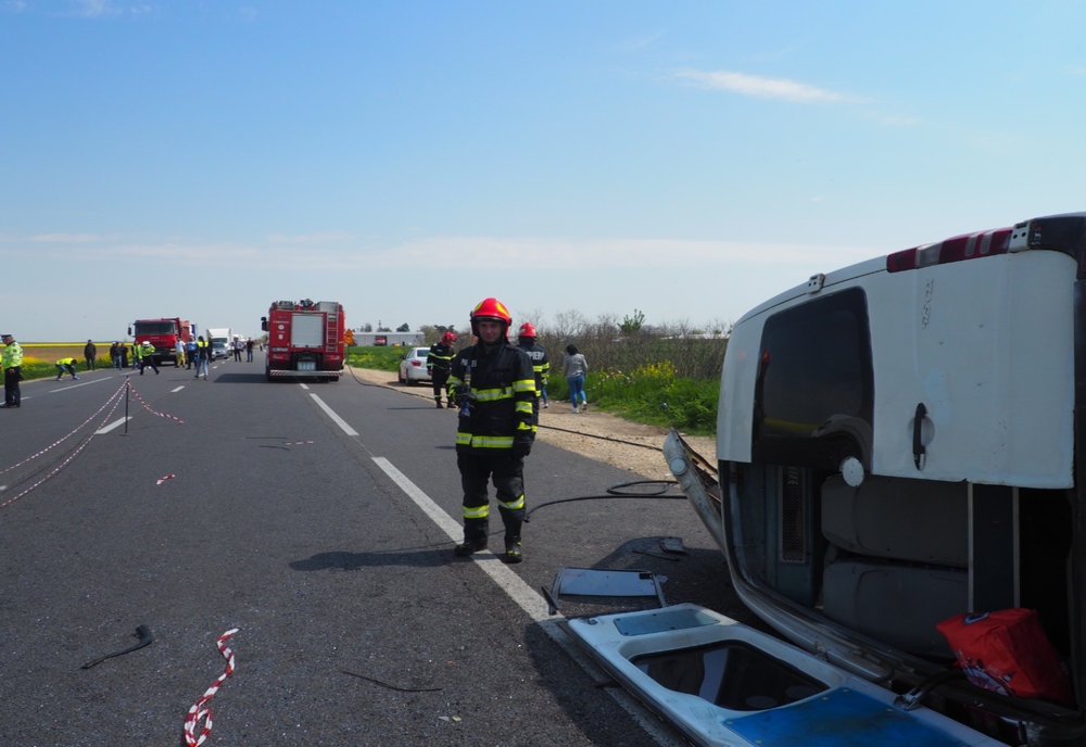 Planul ROŞU de intervenţie activat în Teleorman după un accident cu un microbuz şi un autoturism implicate
