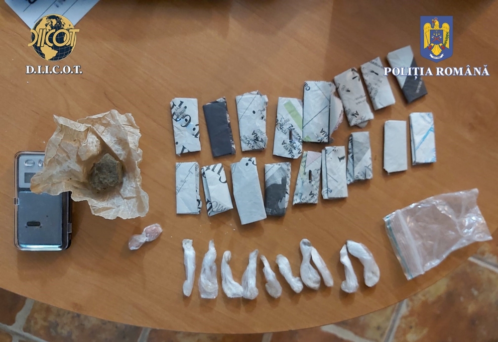 FOTO VIDEO: Cetățeni străini arestați preventiv pentru trafic de droguri la festival..Cocaină, ketamină, hașis, metamfetamină