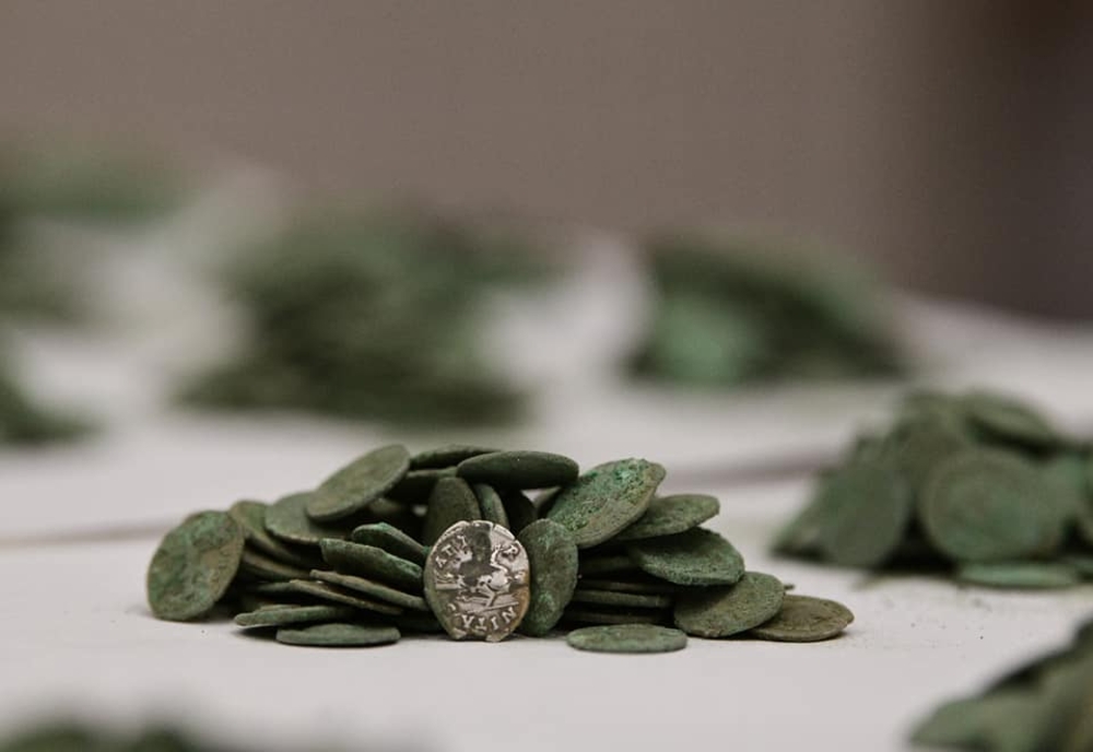 Un adevărat tezaur monetar de pe vremea Imperiului Roman, descoperit în Dolj