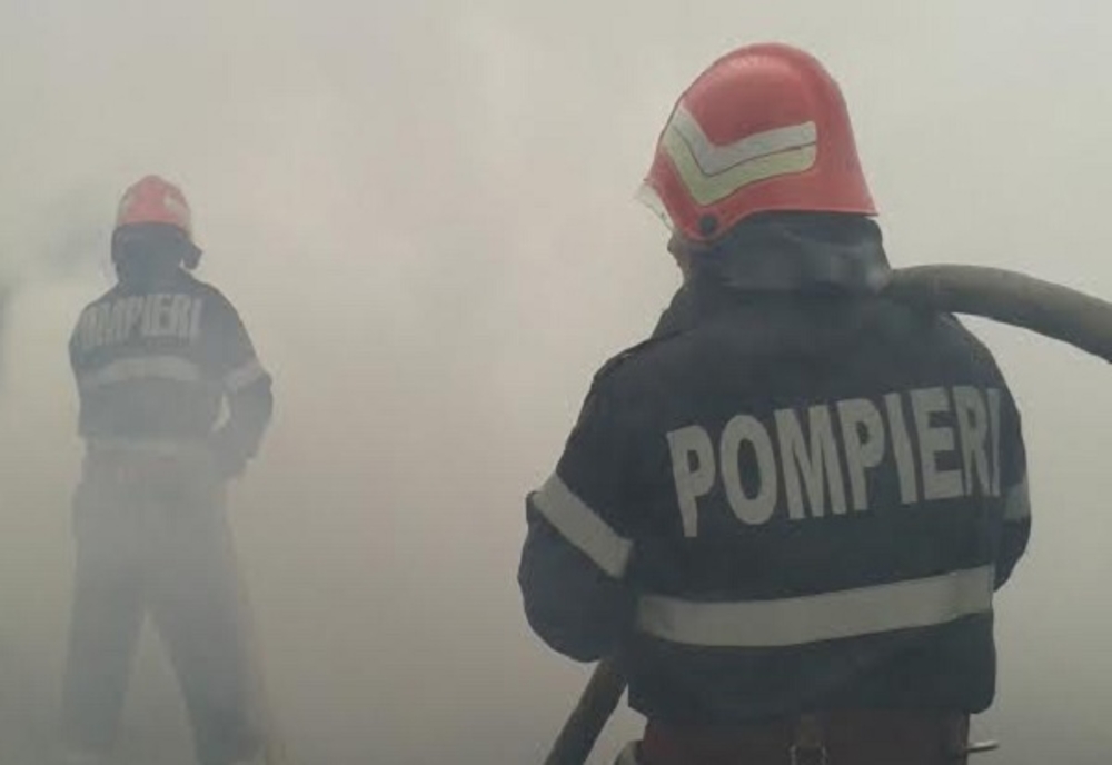 Incendiu la Rafinăria Petrobrazi. Trei persoane au fost rănite