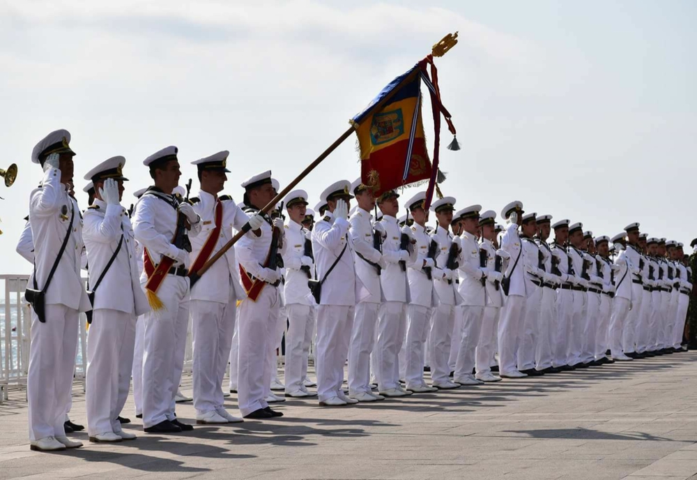 Ceremonii militare cu prilejul Zilei Europei și Zilei Independenței de Stat a României