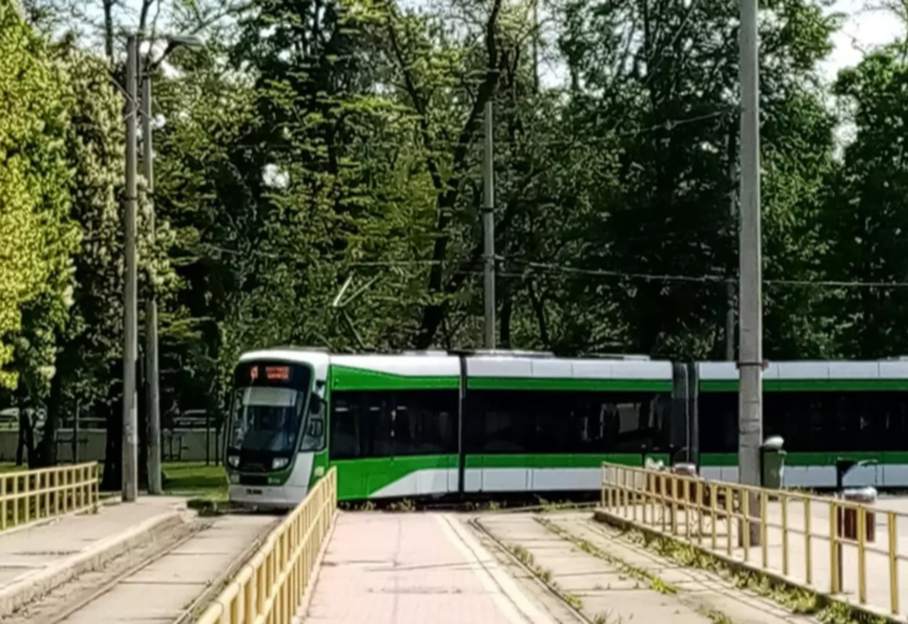 Tramvai deraiat pe linia 41, în București