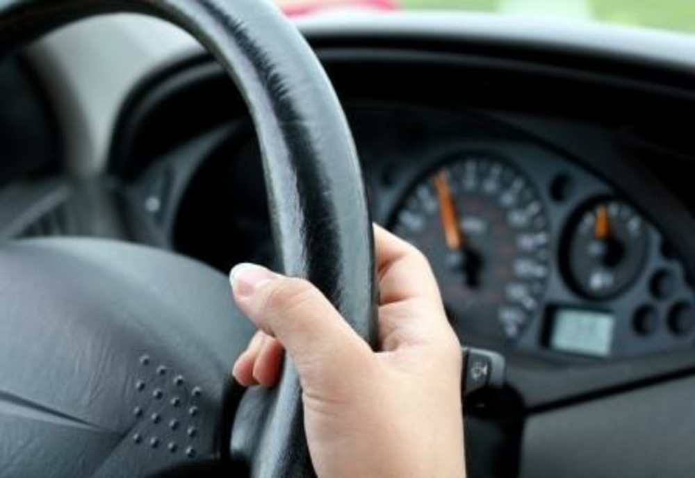 Tânăr șofer din Ilfov, depistat drogat la volan, pe un drum din Giurgiu