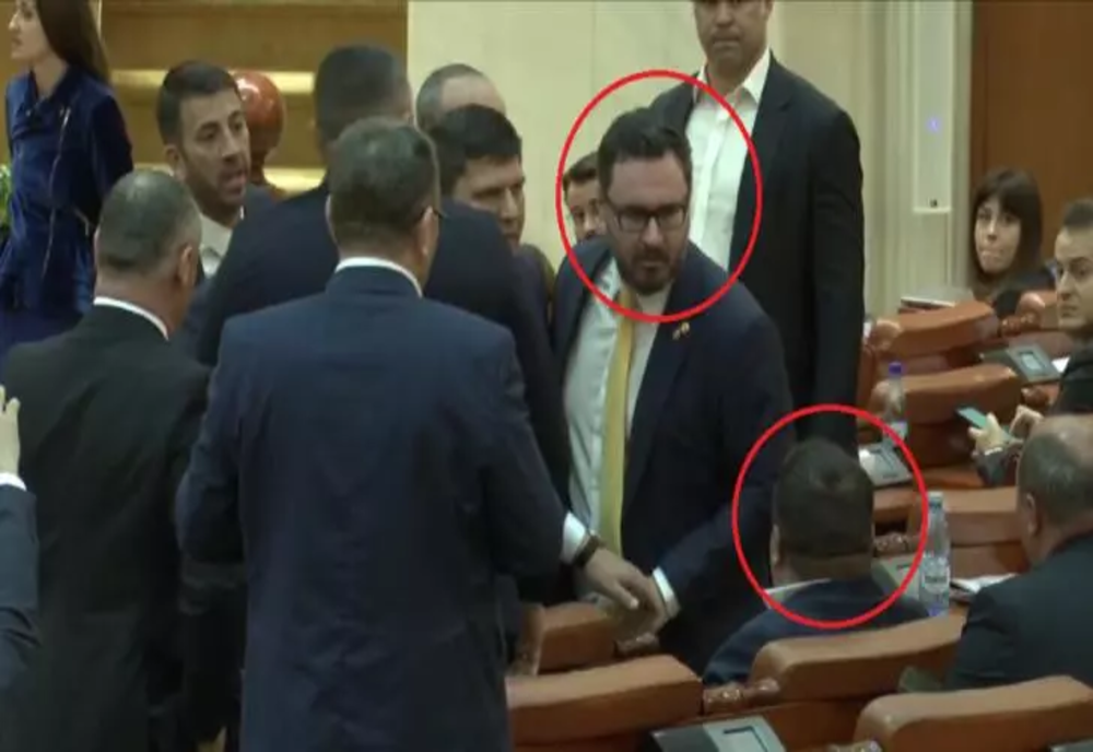 Scandal monstru în Parlament. 2 deputați de la AUR și PSD și-au aruncat cuvinte grele – VIDEO