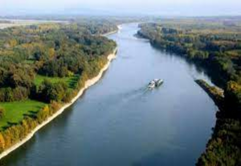 Debitul maxim al Dunării va fi peste mediile multianuale în următoarele trei luni