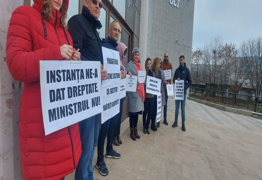 Consilierii de probațiune din județul Olt au intrat în grevă generală, iar supravegherea persoanelor condamnate este pusă în pericol
