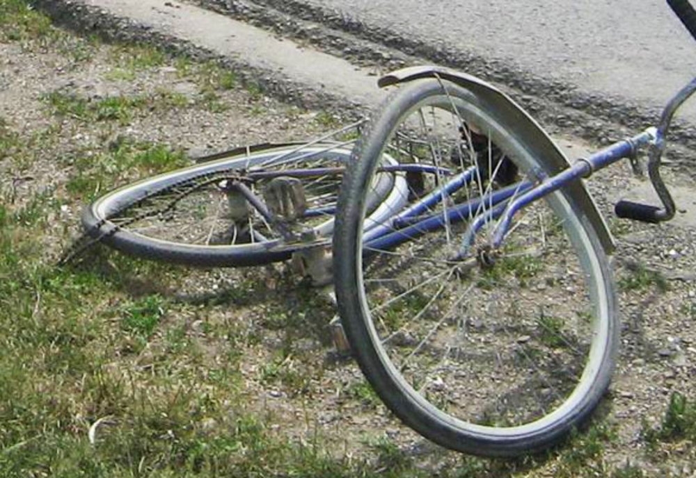 Accident rutier produs de un biciclist mort de beat