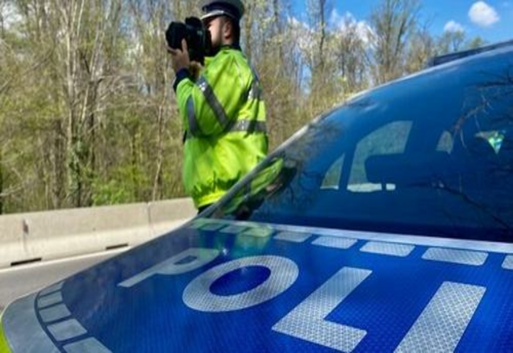 Sute de sancțiuni aplicate de polițiști, pe drumurile din Prahova, în timpul unor acţiuni rutiere