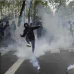 Proteste în Franța cu peste 2 milioane de oameni