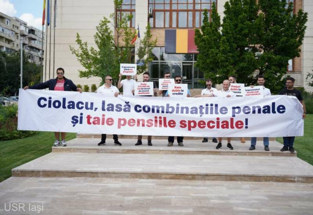 Proteste USR în toată țara: Marcel Ciolacu preia ştafeta incompetenţei, preia de la Nicolae Ciucă un mandat cu multe minusuri şi corigenţe