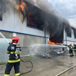 Mesaj Ro-Alert trimis după un incendiu izbucnit la o hală de deşeuri din Sibiu!