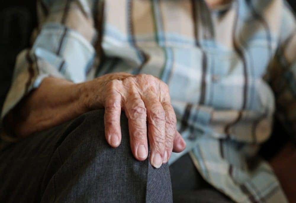 Peste 70.000 de români sunt diagnosticaţi cu boala Parkinson