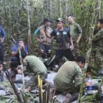 Patru copii, găsiți în viață după 40 de zile, în jungla columbiană amazoniană, după ce avionul cu care călătoreau s-a prăbușit