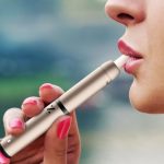 Publicitatea pentru țigări electronice și dispozitive cu tutun încălzit ar putea fi interzisă