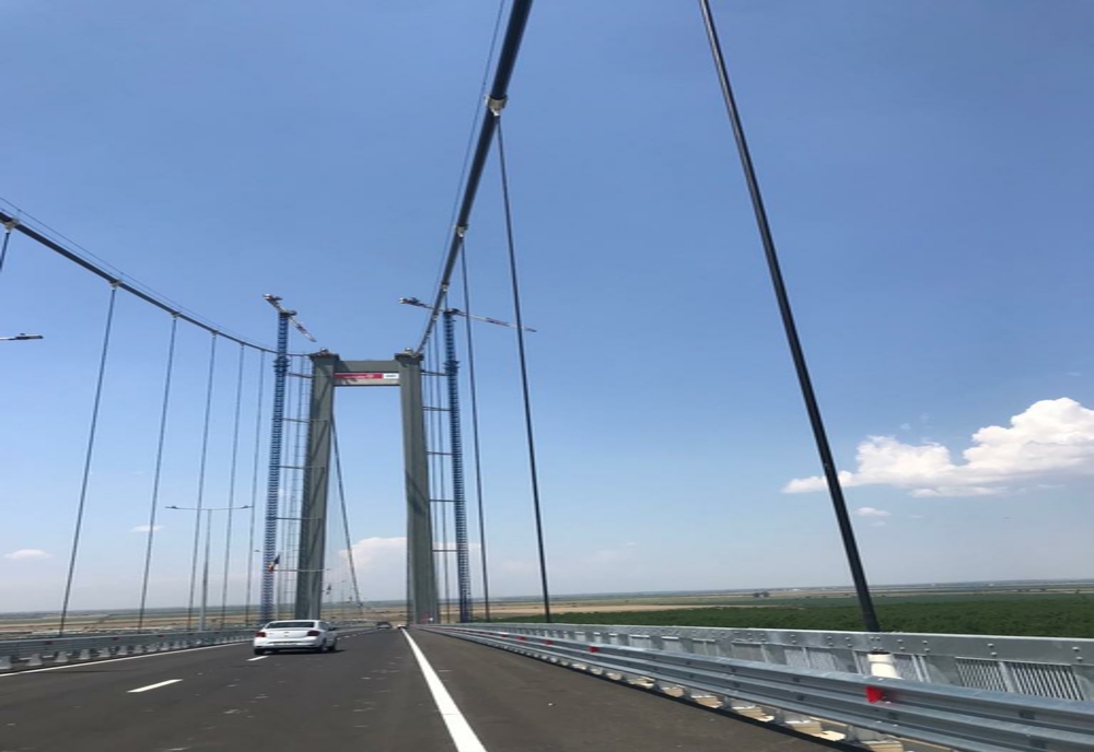 Program circulație pe podul suspendat peste Dunăre de la Brăila!