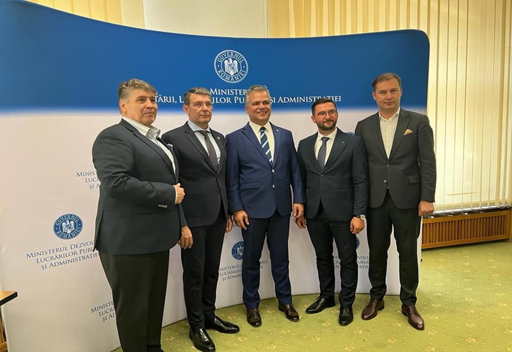 Președintele PNL Neamț George Lazăr a anunțat semnarea a două contracte finațate prin PNI “Anghel Saligny” pentru Piatra Neamț și Roman