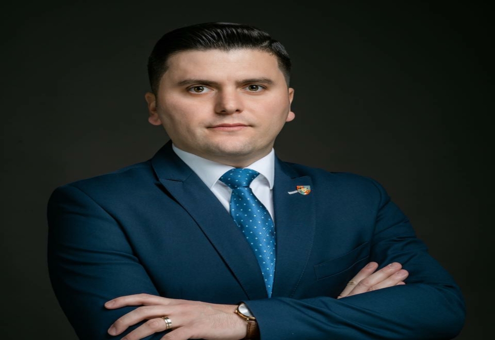 Vicepreședintele PNL Adrian Cozma: ”Dacă vrea mărirea taxelor și impozitelor, Ciolacu ar trebui să facă referendum”