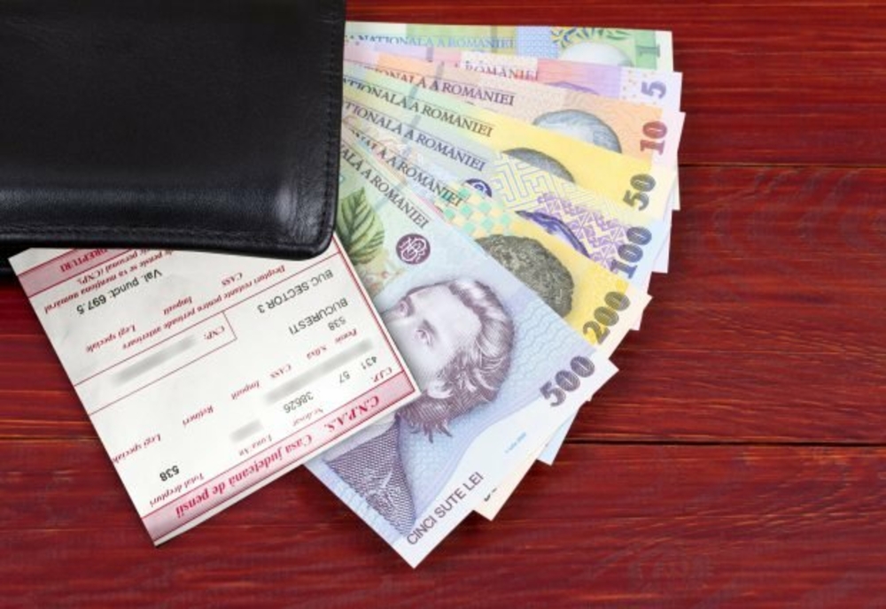 Recalcularea PENSIILOR: Banii pe care îi va primi un român după 29 de ani de muncă