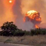Explozie la un depozit de muniţii în Grecia, din cauza incendiilor