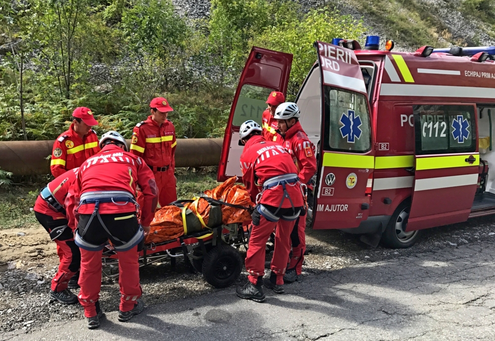 Salvamont: 18 persoane salvate de pe munte în ultimele 24 de ore