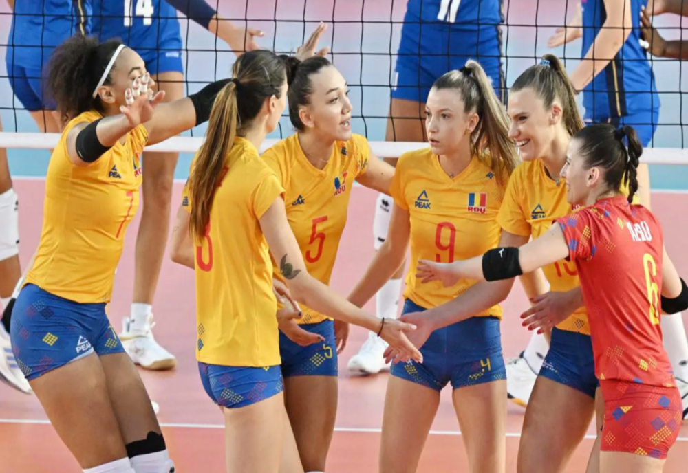 România va întâlni Franța în optimile Campionatului European de volei feminin
