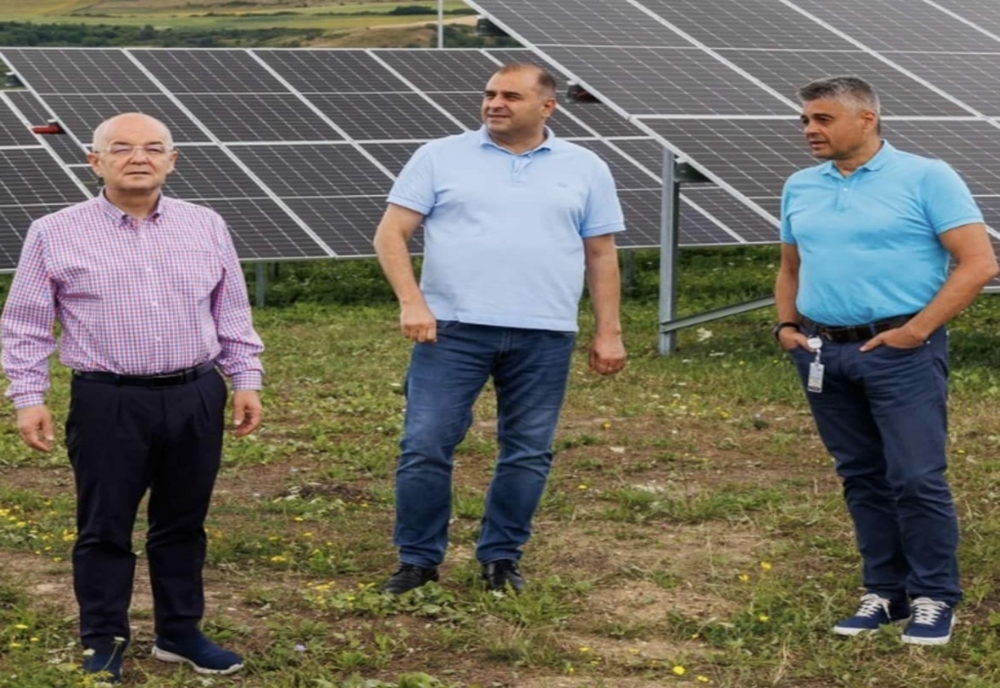 Primarul Emil Boc: Parc fotovoltaic și eolian, pentru producție și cercetare, construit cu fonduri europene și de la bugetul local în Cluj Innovation Park