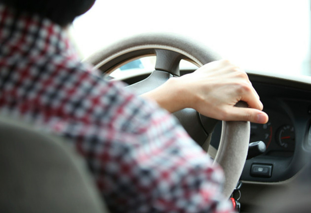 Românii care vor putea obține permisul auto fără a urma școala de șoferi! Se pot înscrie direct la examen