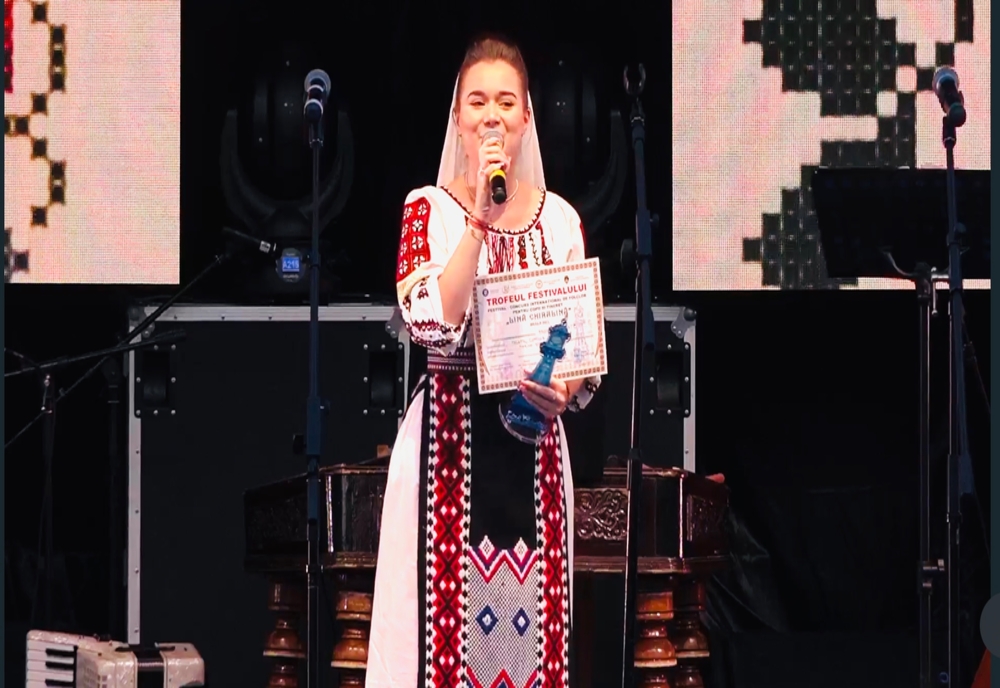 Ansamblul de cântece și dansuri populare „Mugurelul-Mărgineanca” al Clubului Copiilor Dorohoi a câștigat Trofeul Festivalului „Lină Chiralină”, ediția a XXII-a