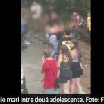 Bătaie între două adolescente. Fetele și-au împărțit pumni și picioare în timp ce spectatorii le încurajau de pe margine – VIDEO