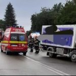 Accident violent în Neamț: 6 răniți după ciocnirea dintre un TIR și o mașină – VIDEO