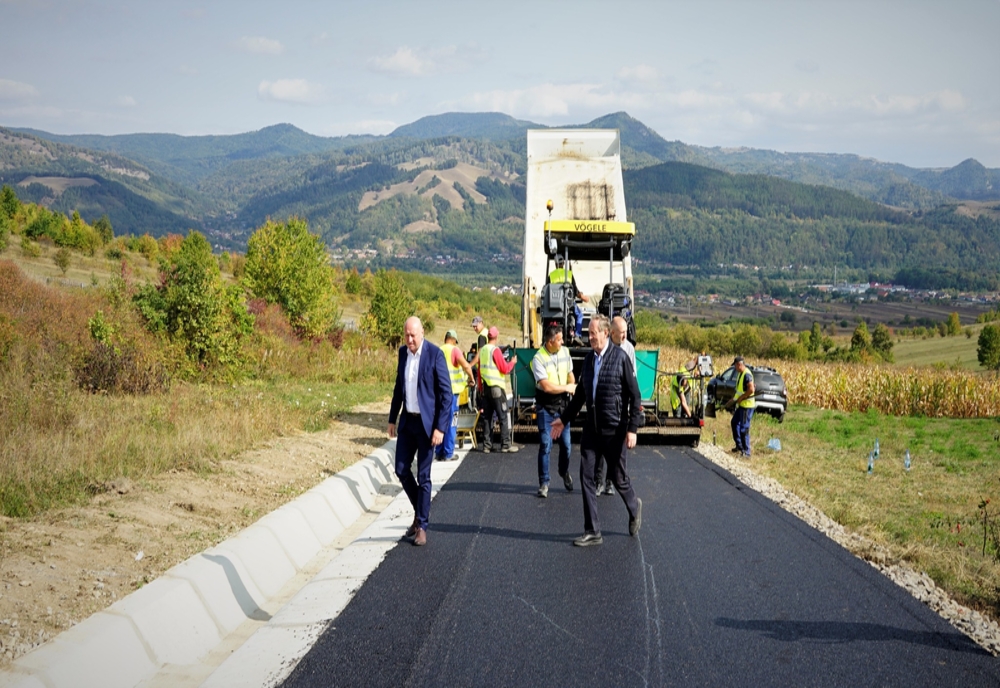 Modernizarea unui drum din județul Bacău a fost finalizată înainte de termen
